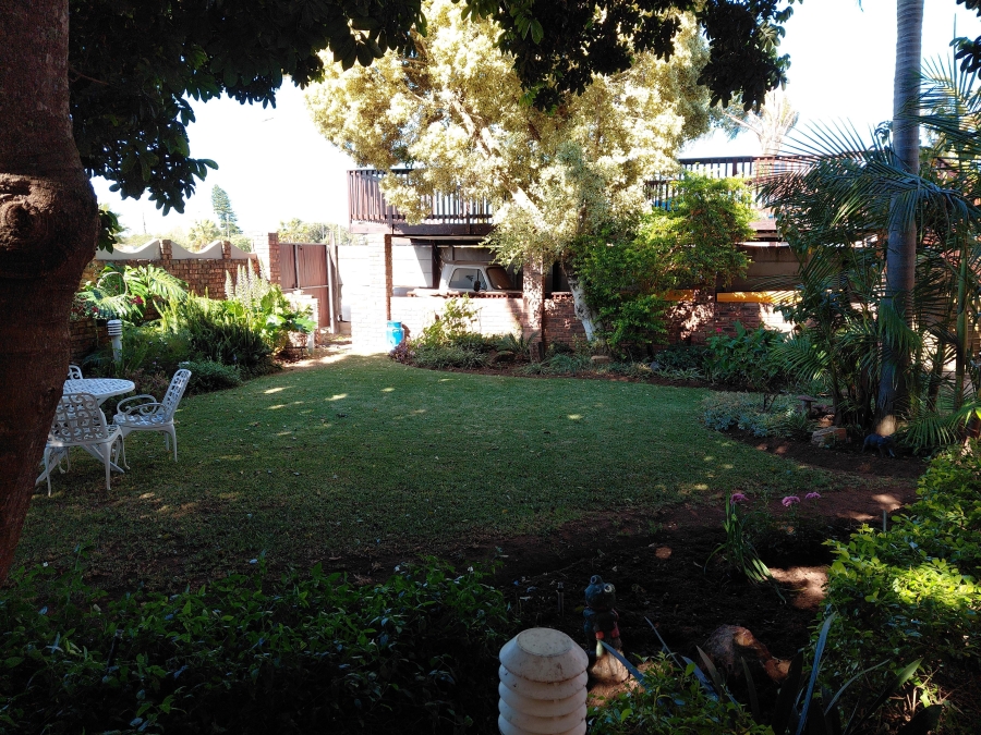 4 Bedroom Property for Sale in Bothasrus Eastern Cape